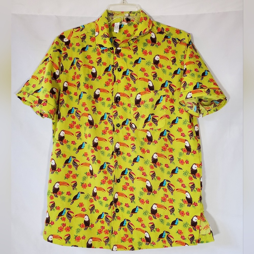 VINTAGE AMSCAN TOUCAN PARROT FLORAL HAWAIIAN STYLE BUTTON DOWN SHIRT